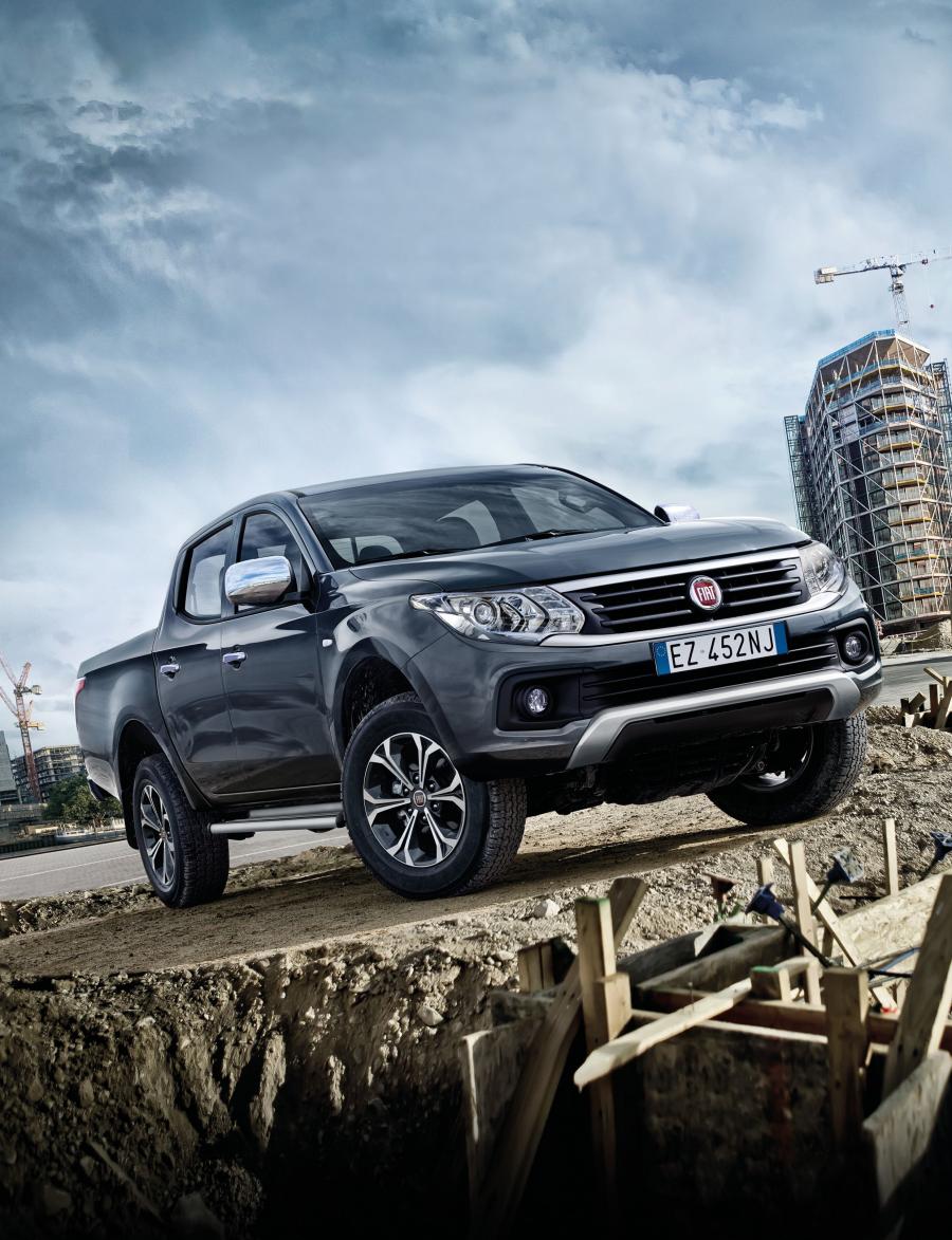  Fiat Fullback Double Cab 2016 года  (фото 2 из 31)